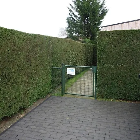 5-person Near * Sint Maartensvlotbrug